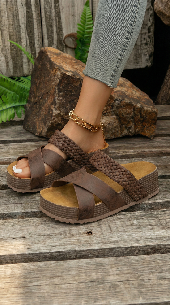 Sandalias Naya™