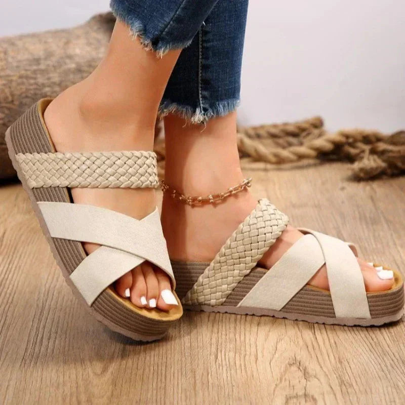 Sandalias Naya™
